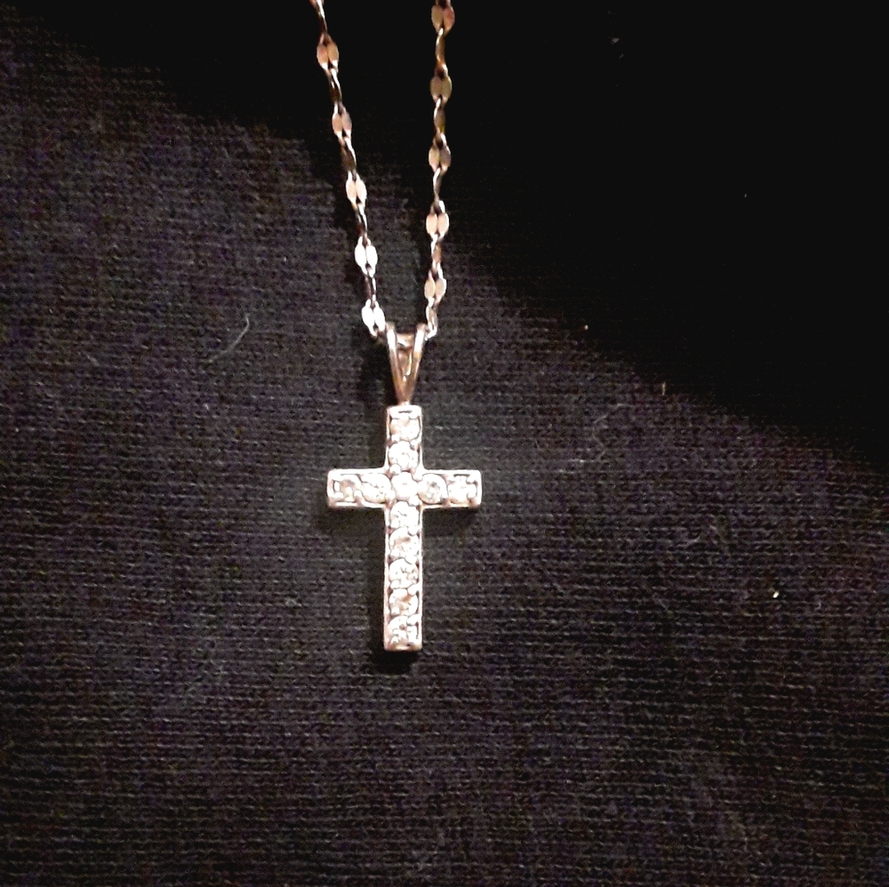 Sterling silver necklaces and cross